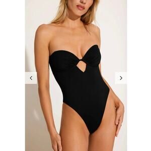NWOT Vitamin A Mabel Underwire Bandeau
One Piece in Black SZ XL